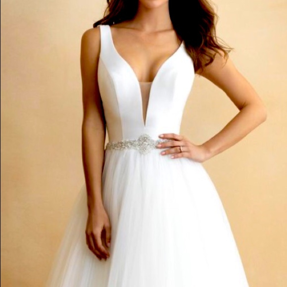 Allure Bridals beaded belt